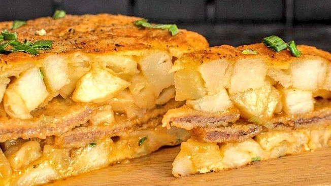 Tortilla Rellena de Milanesa de Ternera