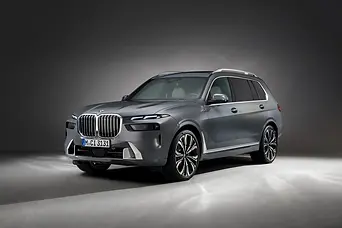 2023_BMW_X7_112.webp