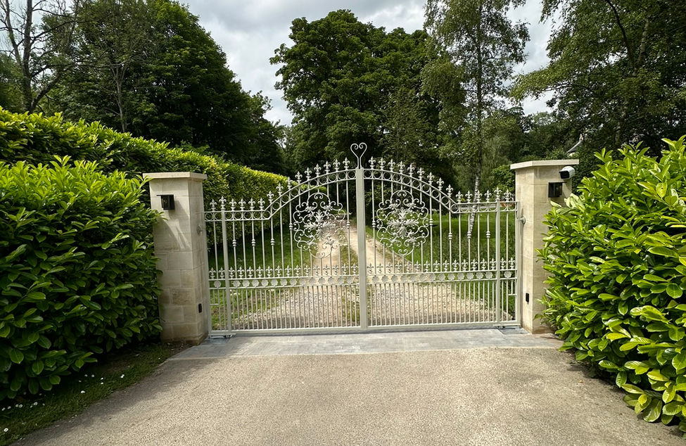 Property gates to match your aesthetic.