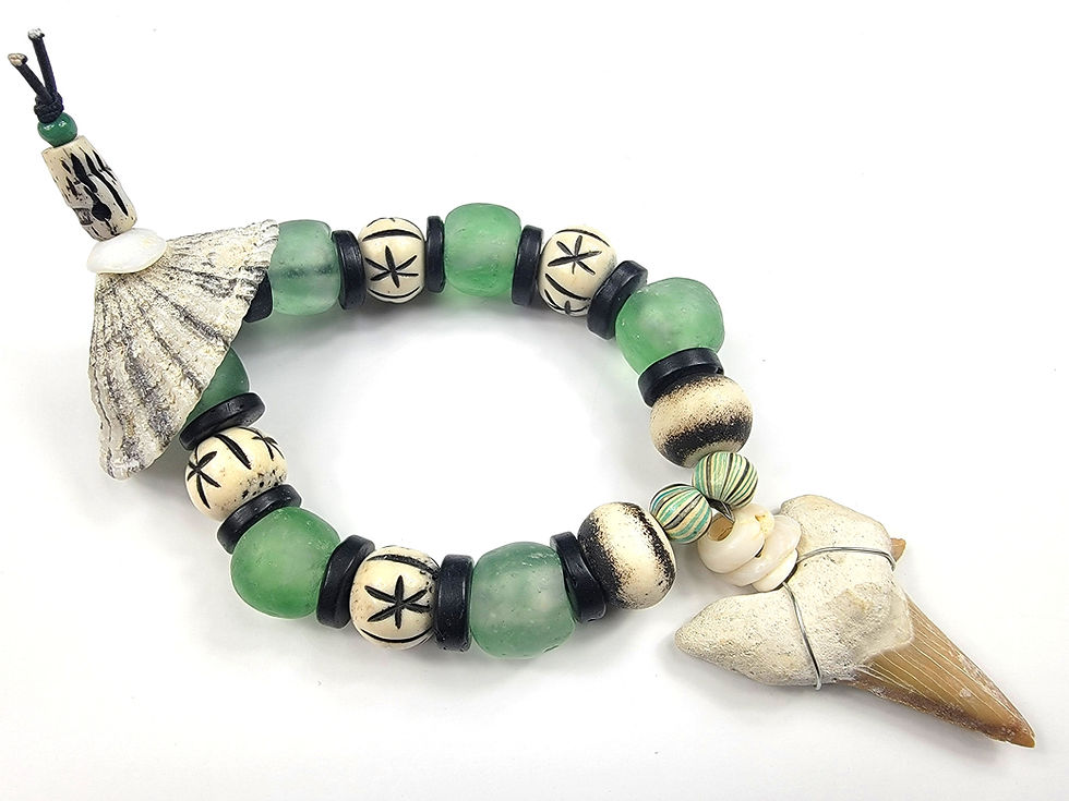 Thumbnail: Front view of the Islands To Highlands Down The Cape Bracelet.