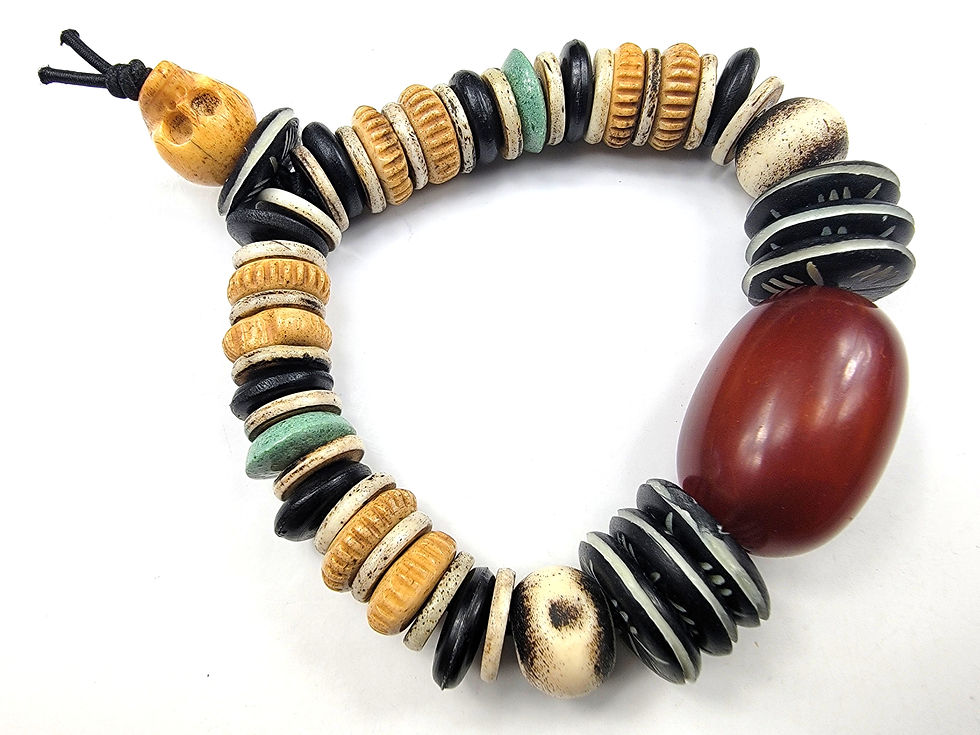 Top view of the Islands To Highlands Bora Bora Bracelet.