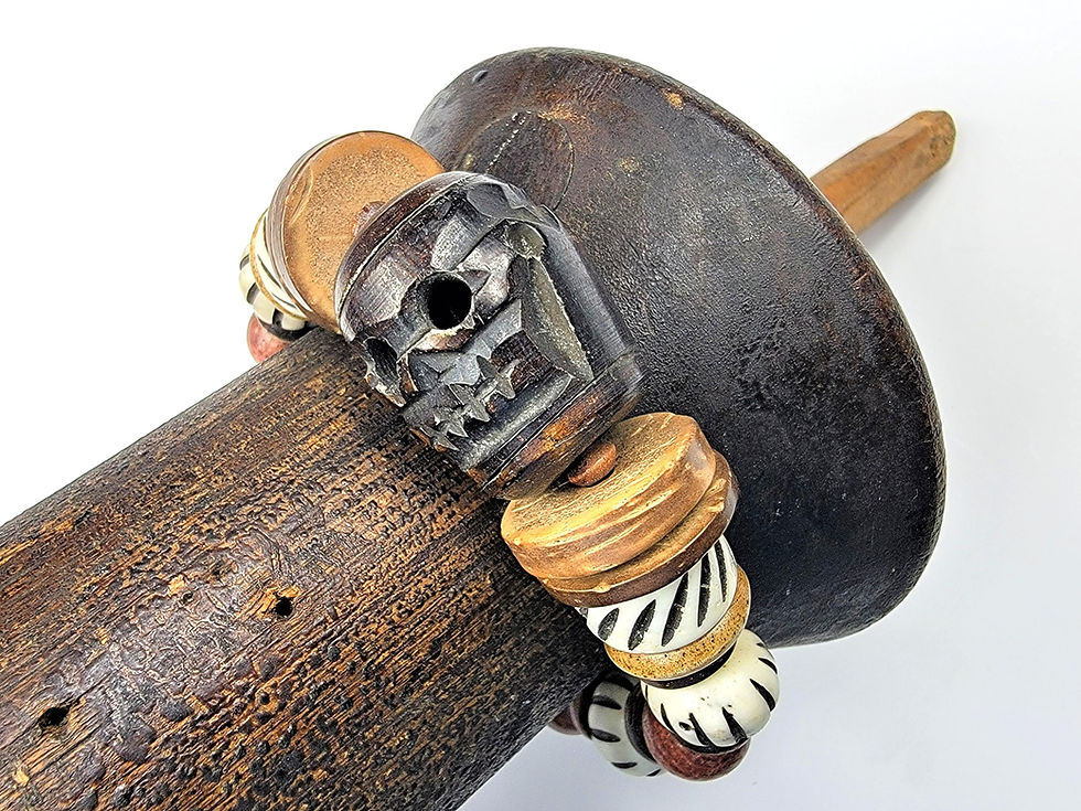 Thumbnail: Side view of the Islands To Highlands Batudaka Bracelet.