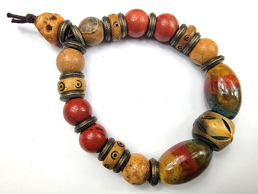 Top view of the Islands To Highlands Hilltop Tuscan Town Bracelet.