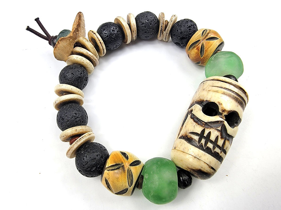 Top view of the Islands To Highlands Hilo Side Bracelet.