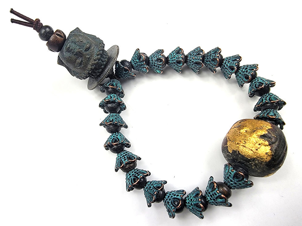 Top view of the islands To Highlands Mount Kailash Trek Bracelet.