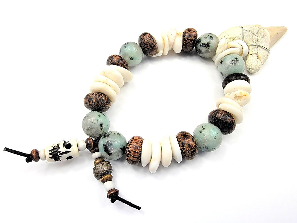 Thumbnail: Alternate top view of the Islands To Highlands Tavarua Island Bracelet.