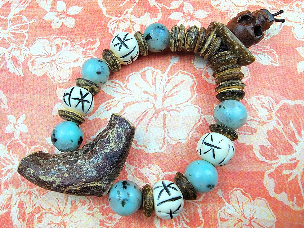 Thumbnail: Tepuka Island Bracelet.