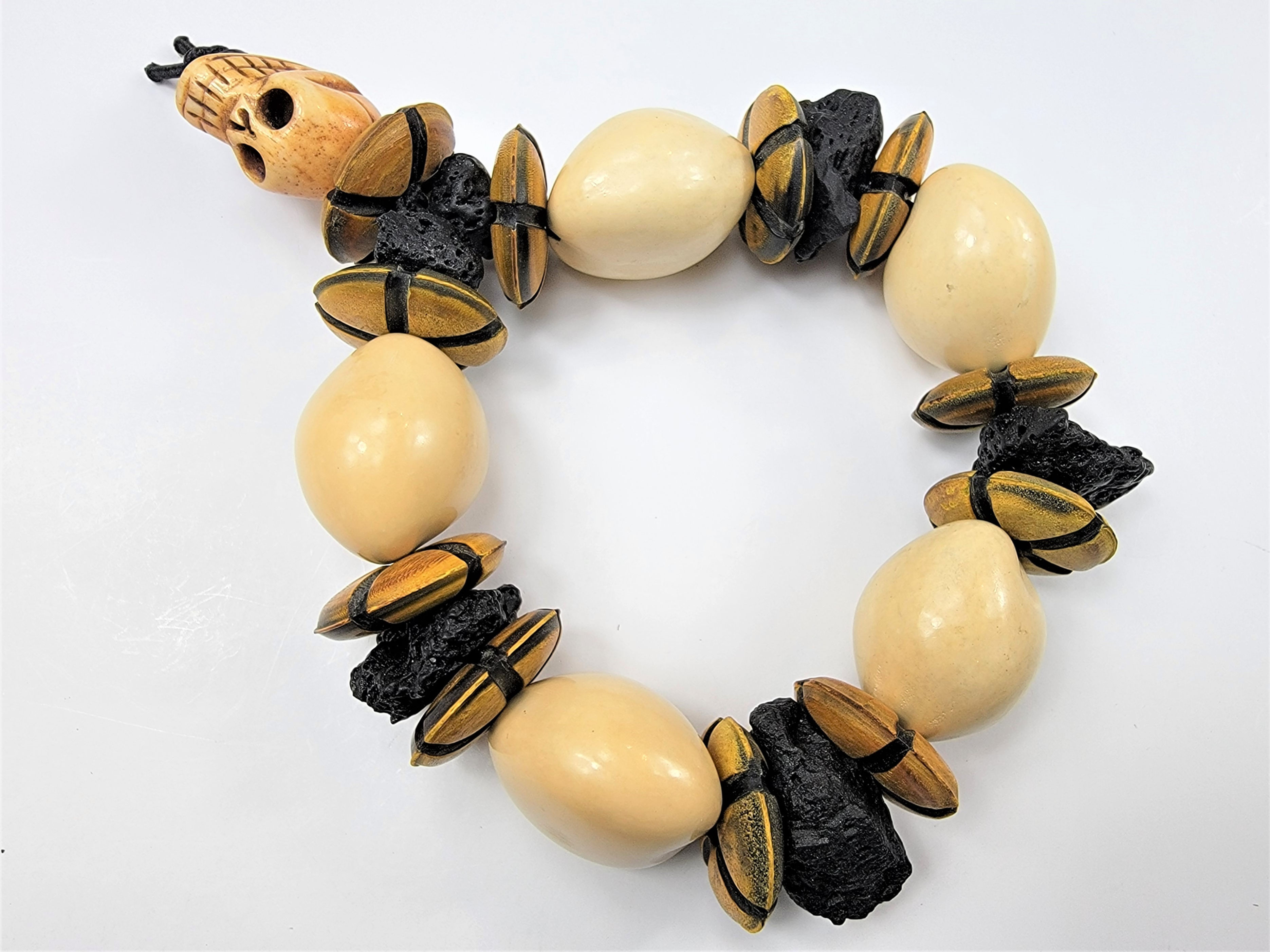 Top view of the Islands To Highlands Big Wave Rider Bracelet.