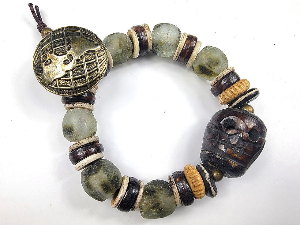 Top view of the Islands To Highlands Nomad Bracelet.