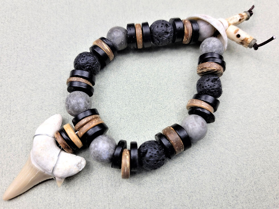Thumbnail: Top view of the Islands To Highlands Devil's Teeth Islands Shark Tooth Bracelet.