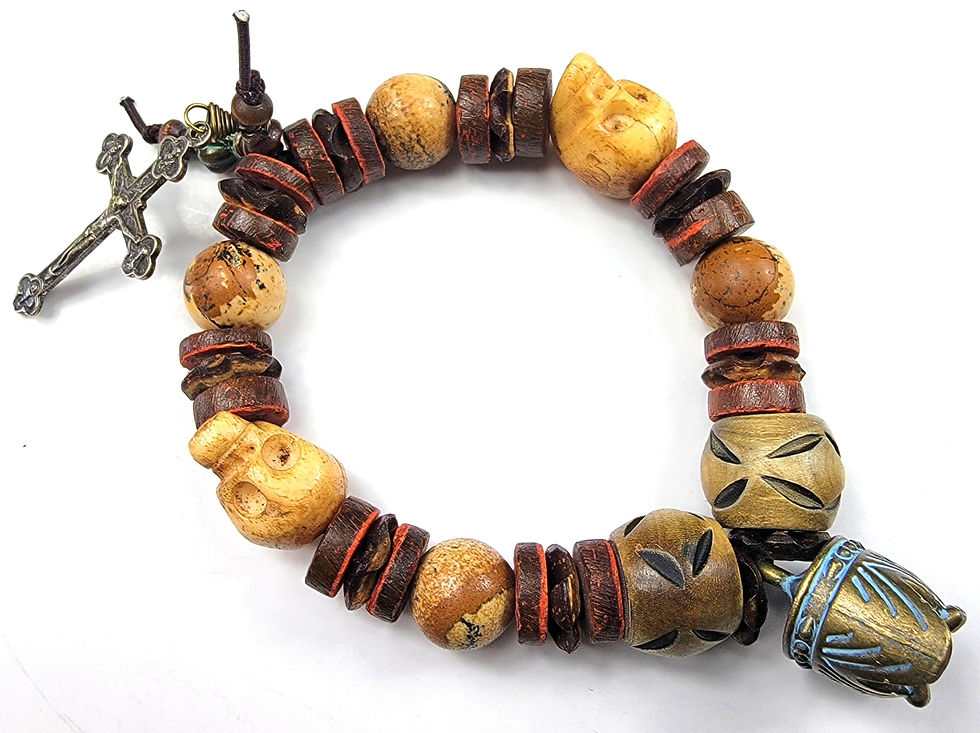 Top view of the Islands To Highlands Monastery of Alcobaca Bracelet.