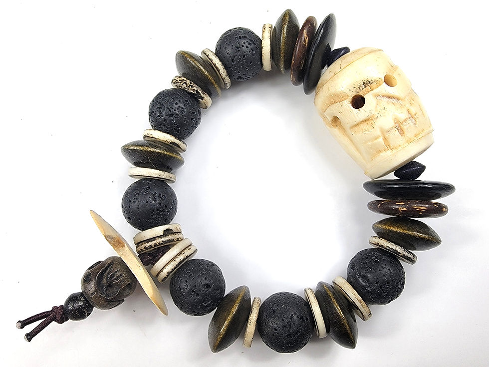 Thumbnail: Alternate view of the Islands To Highlands Mauna Kea Bracelet.