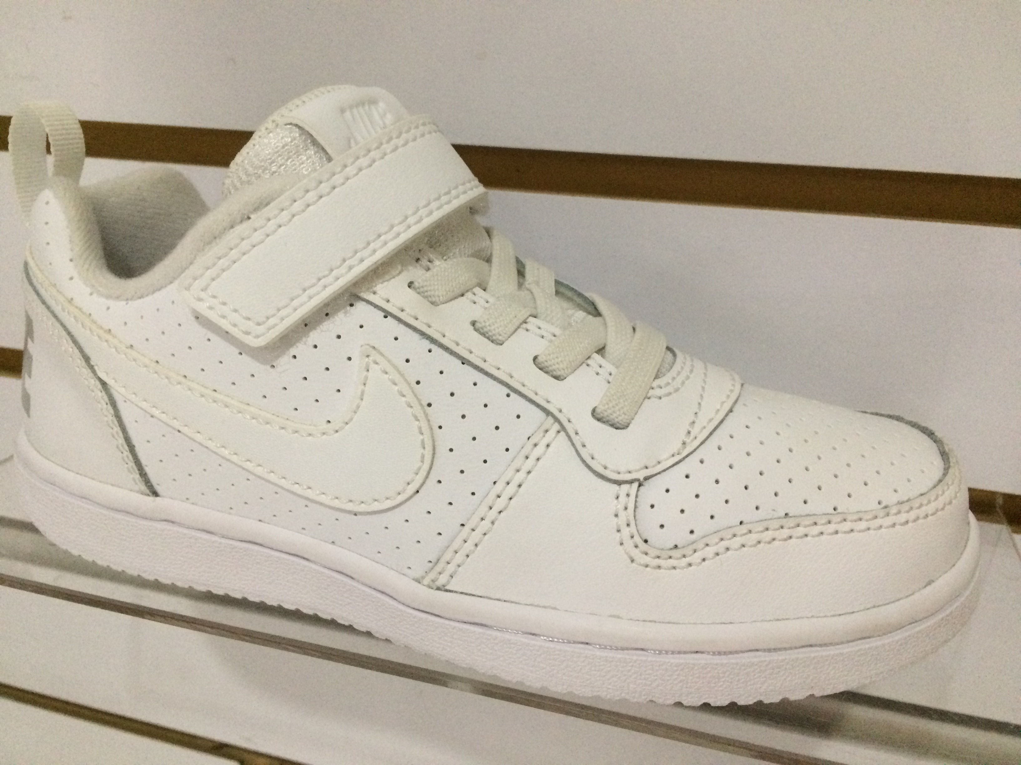 Nike 844905 110