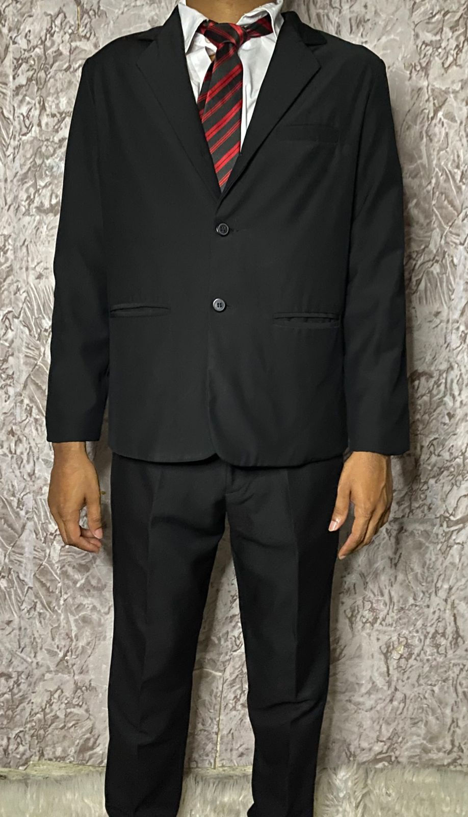 Traje clásico negro
Talla 36