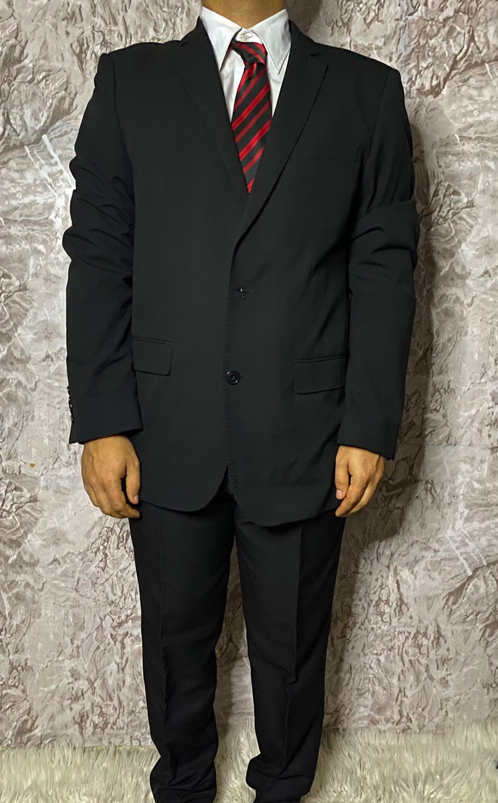 Traje Clásico negro
Talla 36