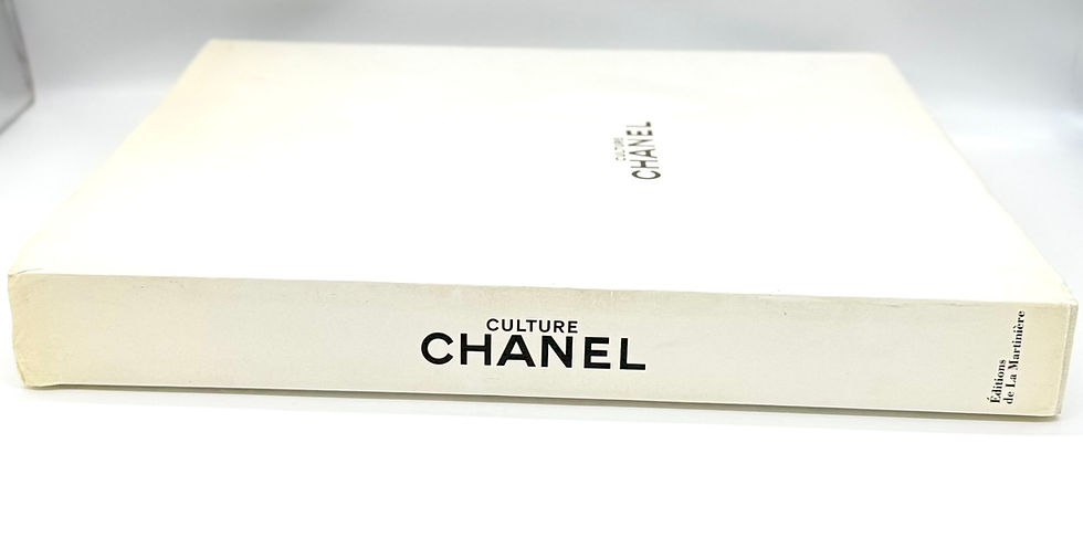 Thumbnail: Culture Chanel Side