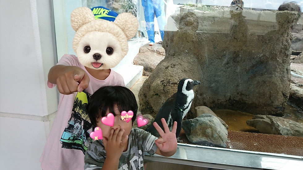 鼻つまみどころか指で栓をしている