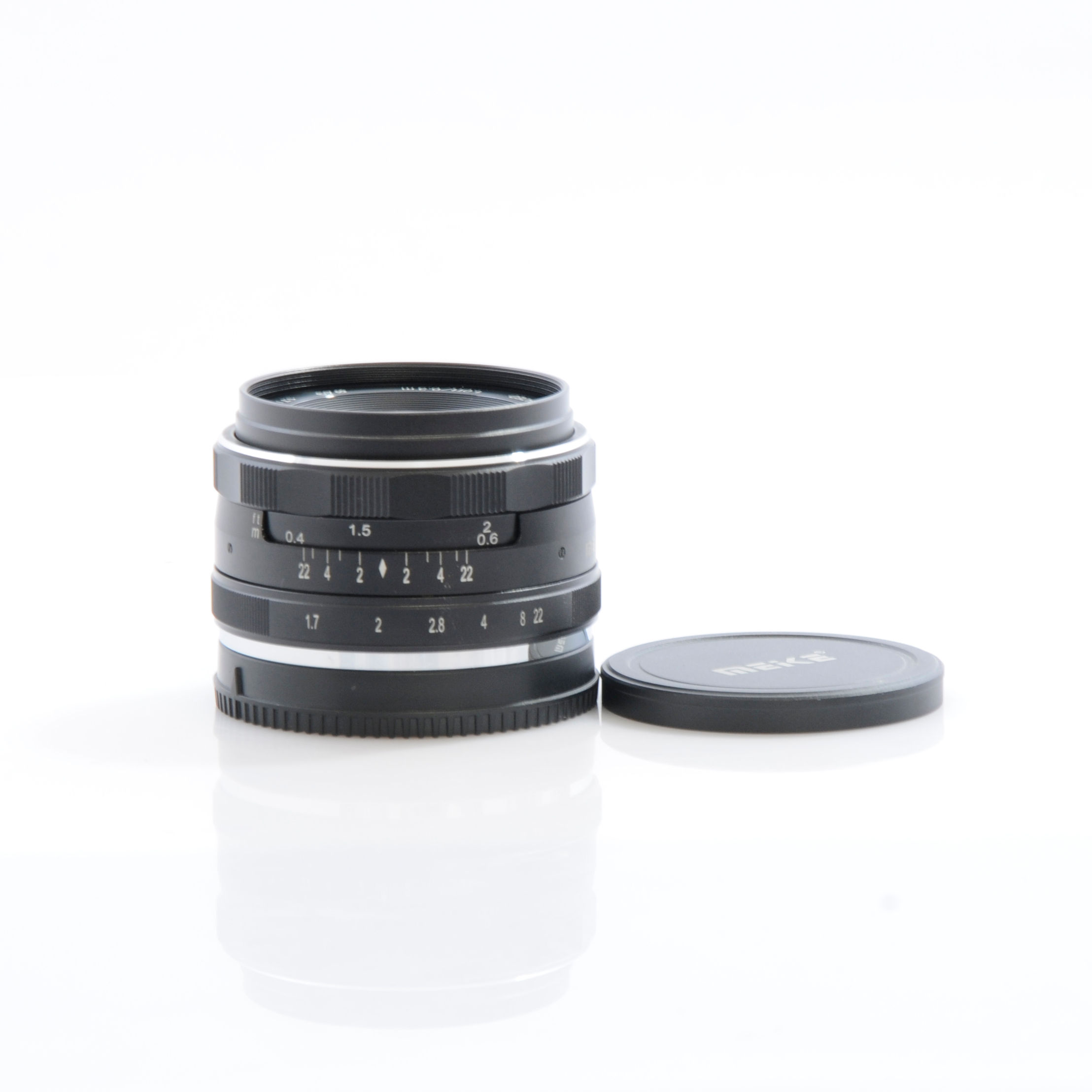 Meike 35mm F/1.7 lens for Sony E-mount