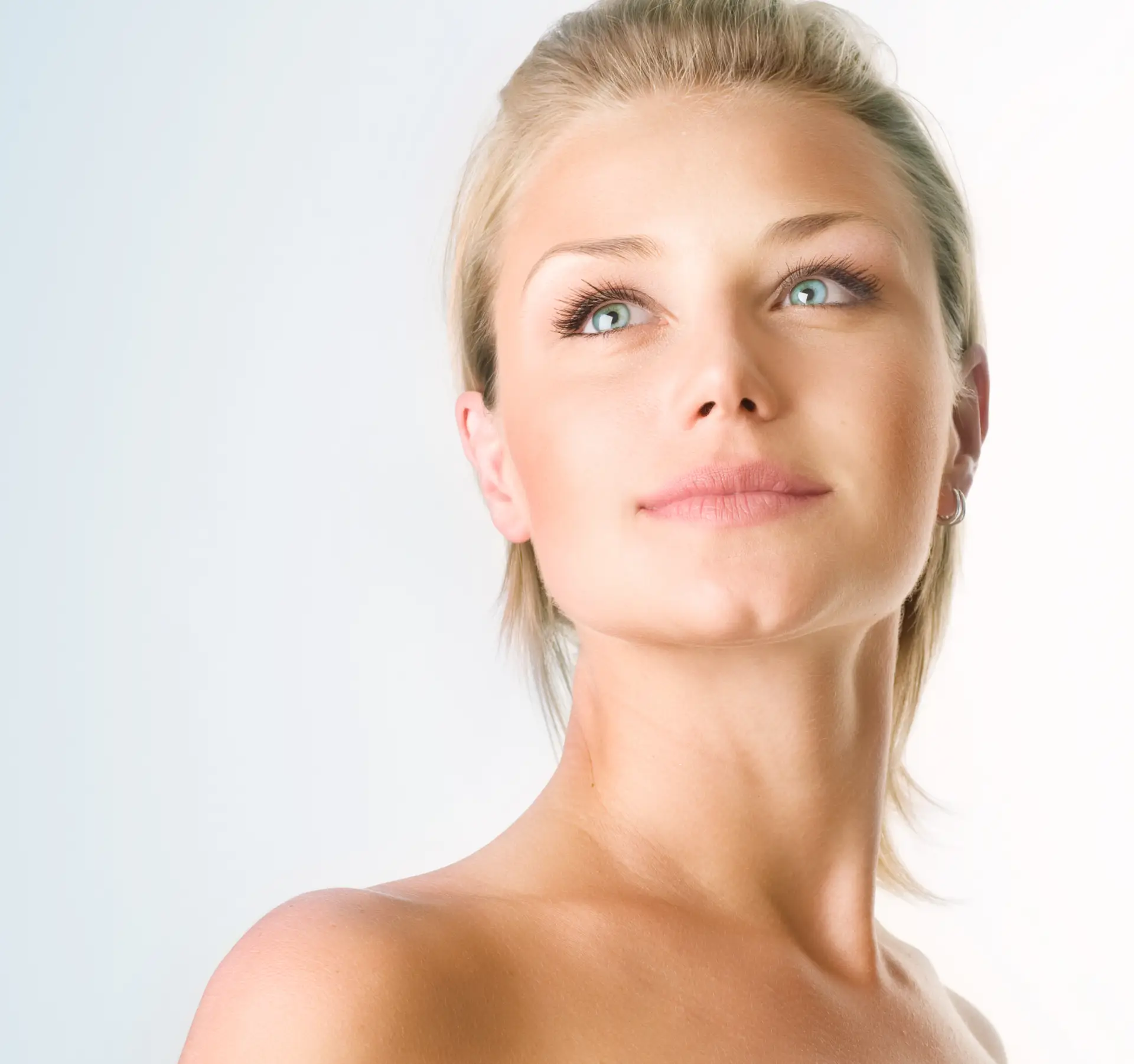 lumecca-stock-model-preview-2.webp