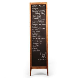 Location de présentoir de liste de cocktails ou annonce pour votre événement thématique.