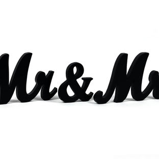 Location de lettres Mr & Mrs noires pour votre événement thématique.