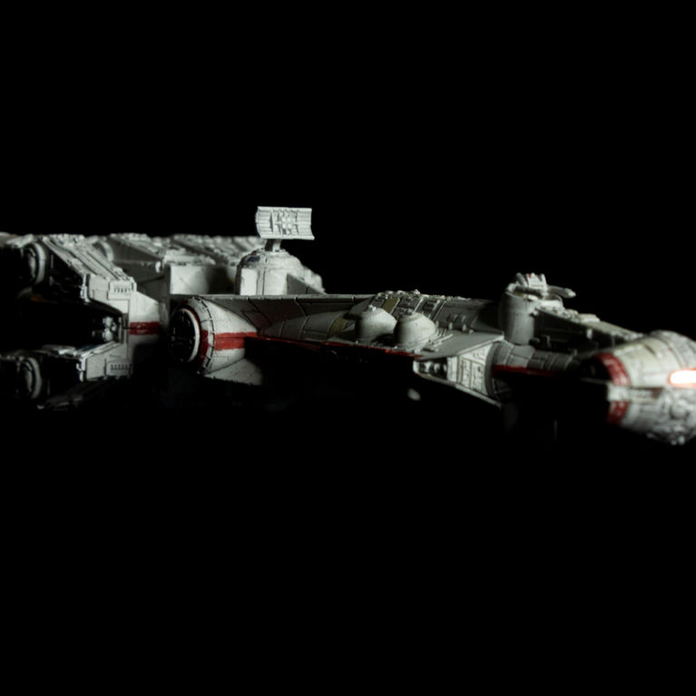 Tantive IV (Blockade Runner)
Bandai 1/1000 scale