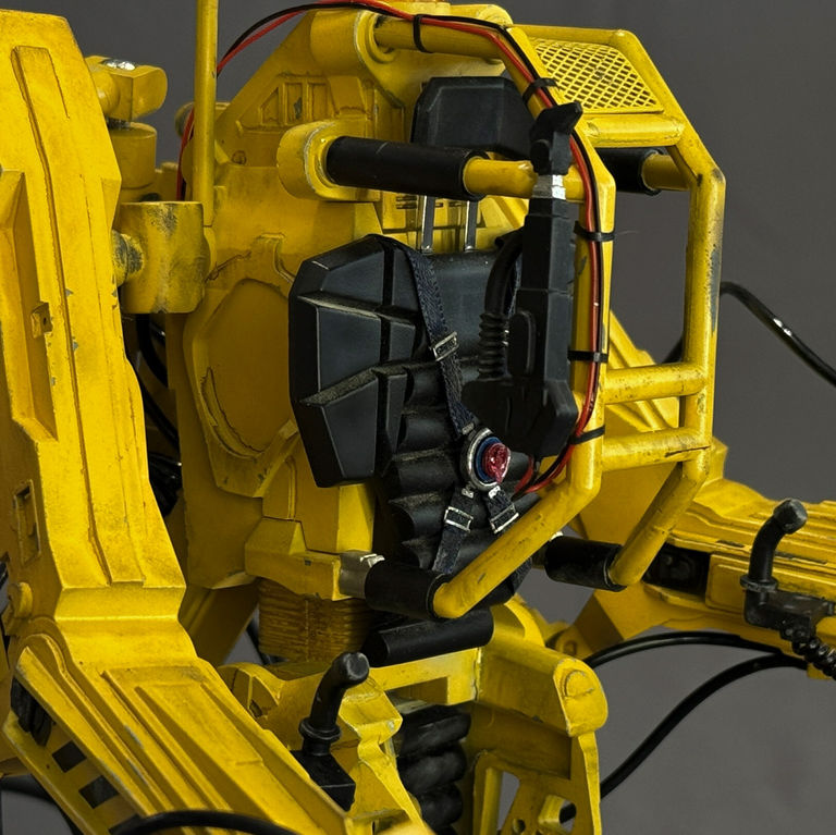 Halcyon 1/12 scale power loader from "Aliens"