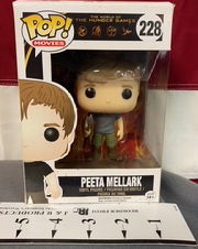 Pop! figure of Peeta Mellark from The Hunger Games, box with details.