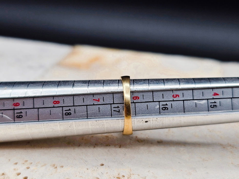 Thumbnail: Vintage Horizontal MCM 14k Gold Blue Tourmaline Ring Size 6.25