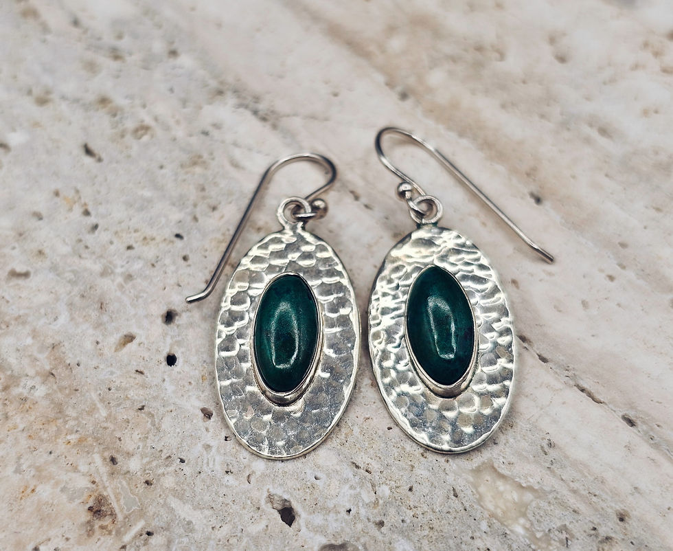 Sterling Silver Peruvian Dangle Earrings – Green Cabochon – Hammered Oval Design