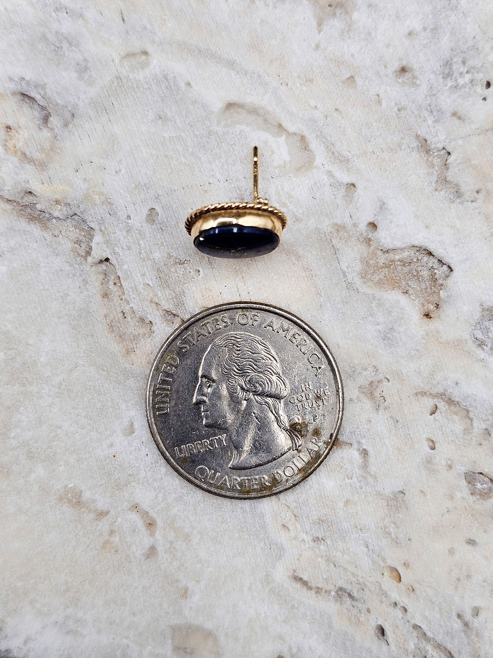 Thumbnail: Vintage 14k Yellow Gold Lapis Lazuli Earrings