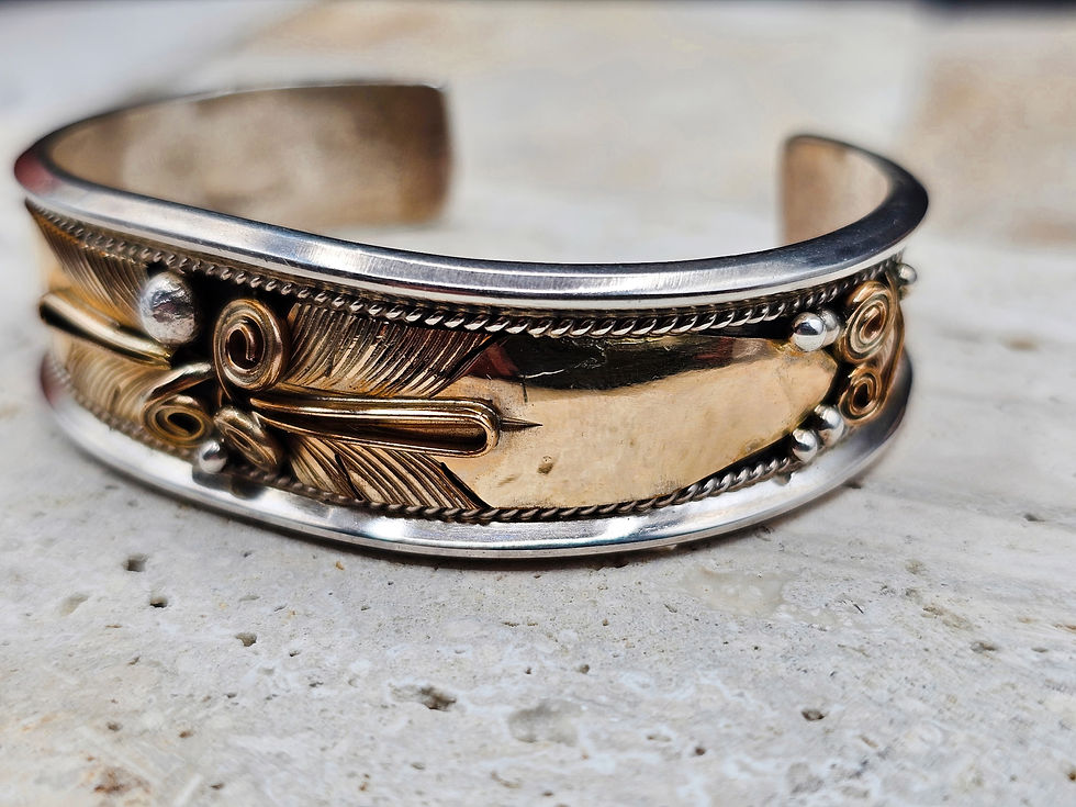 🪢🌠Stunning Navajo Justin Morris Sterling Silver & 12K GF Cuff and Earrings Set