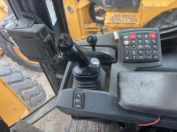 Thumbnail: 2011 Deere 544K Wheel Loader