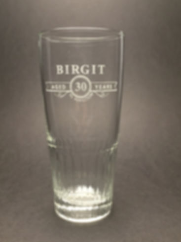 Het alom gekende bierglas met ribbels
