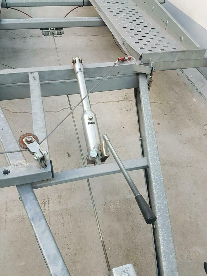 Miniaturbild: Autotransportanhänger