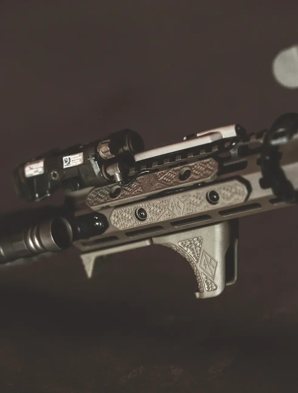 FDE Irregular Defense MBS V1 CC barricade stop mounted to a Noveske AR15 with other Irregular Defense products and a laser