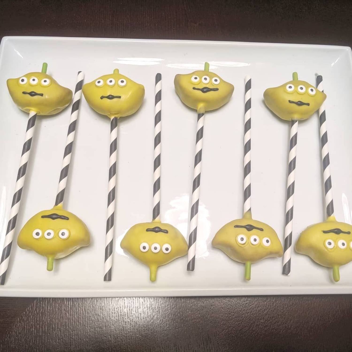 Alien Cake Pops