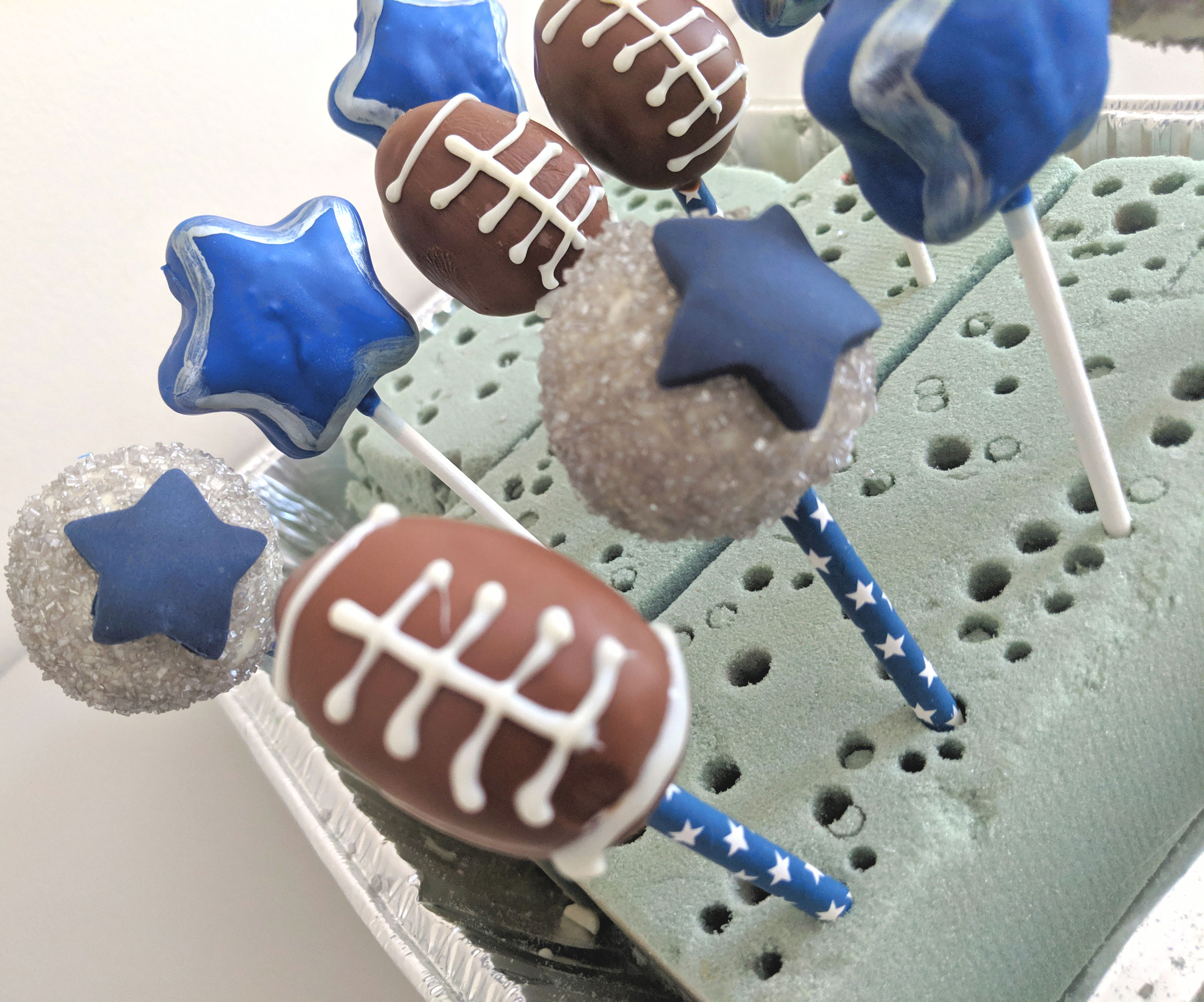 Dallas Cowboys Themed Cake Pops