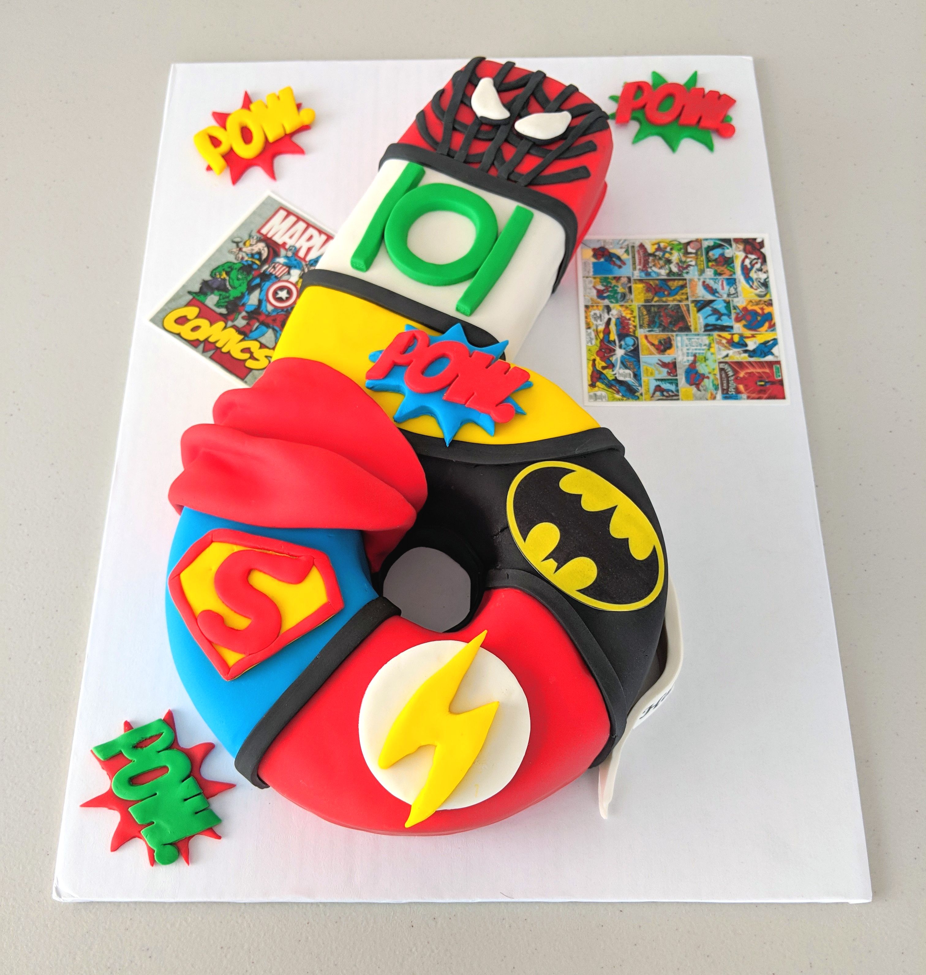 Marvel Superheros Themed Cake