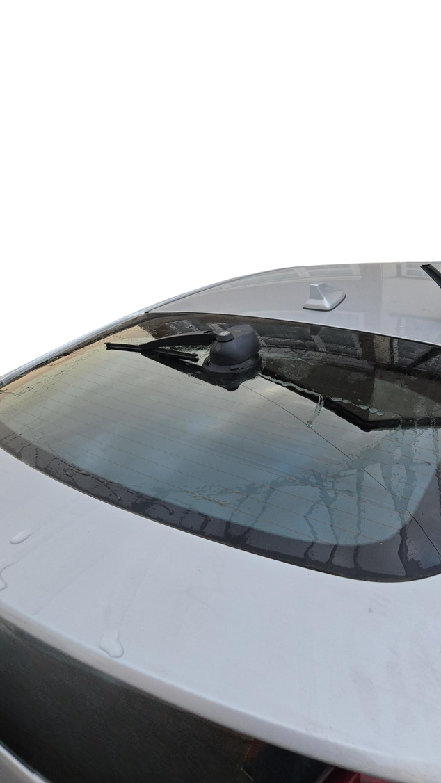 Miniature : GeckoWiper | Retrofit | Rear Window Wiper | for Hyundai Ioniq | Tool free Mounting | Dual Safety System | Attachable
