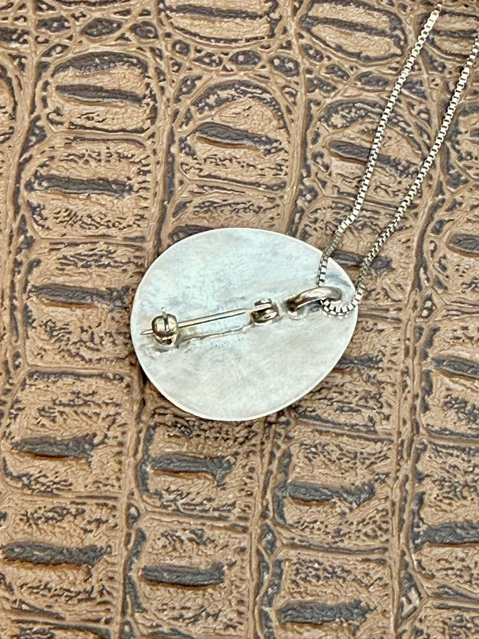 Thumbnail: Bear Claw Turquoise Pendant Necklace