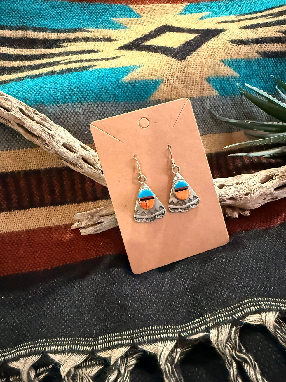 Thumbnail: Turquoise Spiny Oyster Stamped Fan Earrings