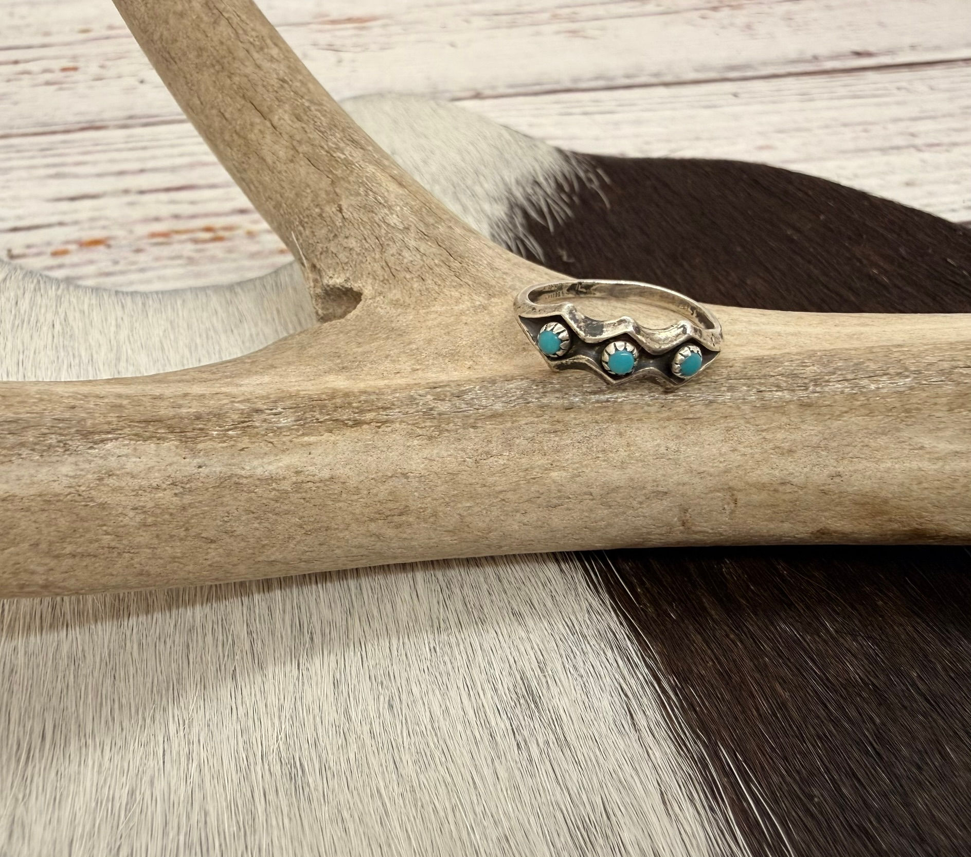 Zuni 3 Snake Eye Ring Size 3.5