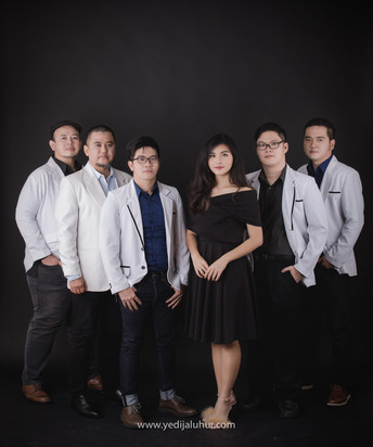 Group Photoshoot 14.jpg