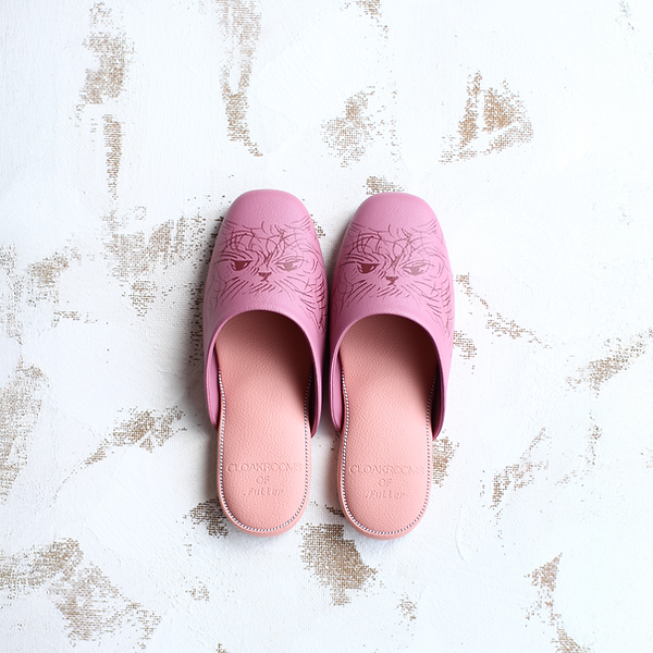 STORE | CLOAKROOMS of .Fuller
