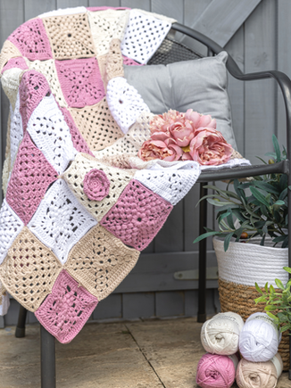 The Rose Garden Cotton Crochet Blanket EMUY-3009