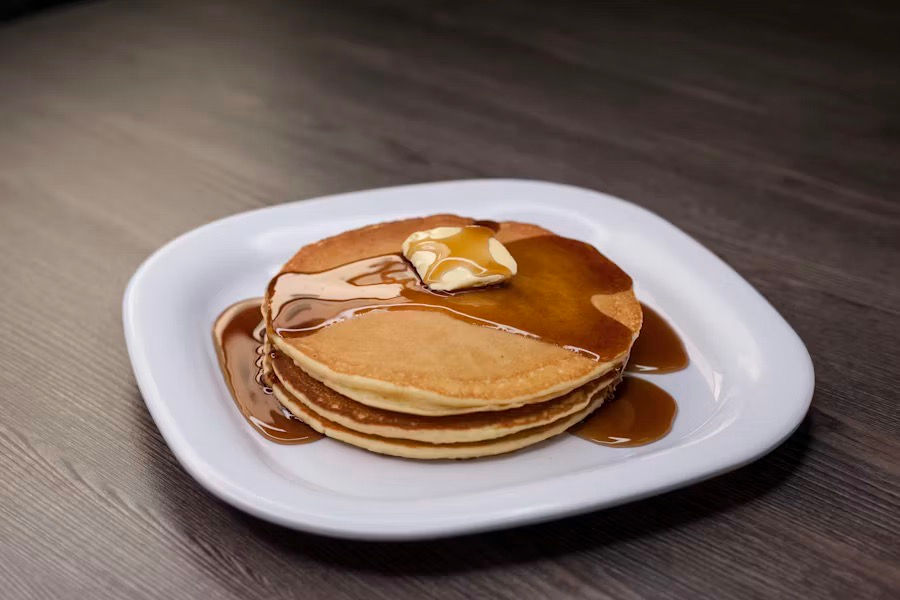 Pancake Live Station Rental Singapore | FunCollective