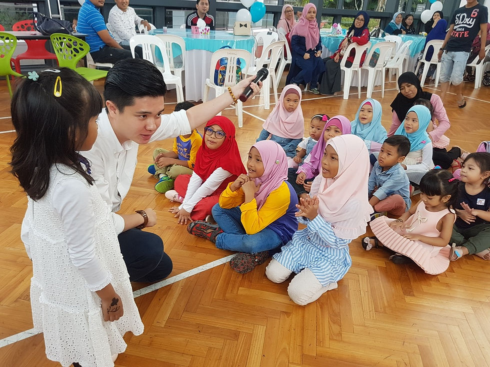 game-host-entertainer-singapore-funcollective.jpeg