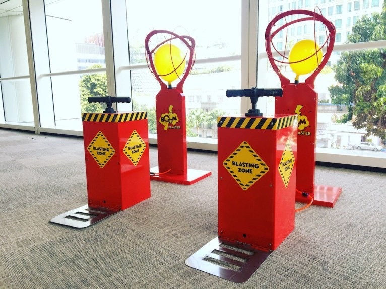 balloon-blaster-deulxe-game-rental-singapore.jpeg