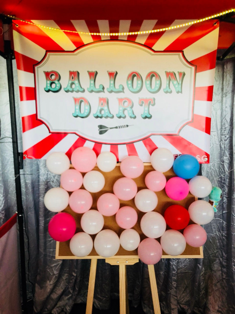 balloon-dart-regular-carnival-game-rental-singapore.jpeg